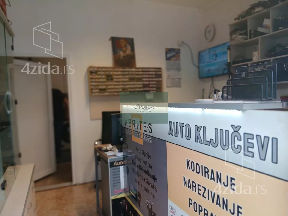 Poslovni prostor | 4zida