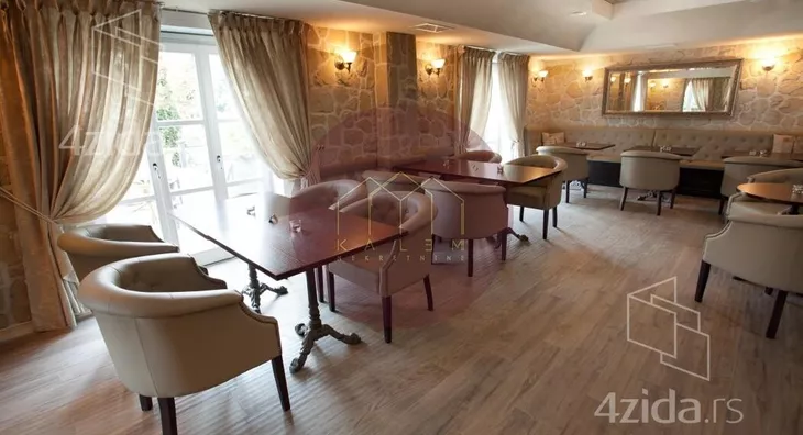 Ugostiteljski objekat | 4zida