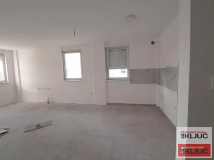 Veternička Rampa | 4zida.rs