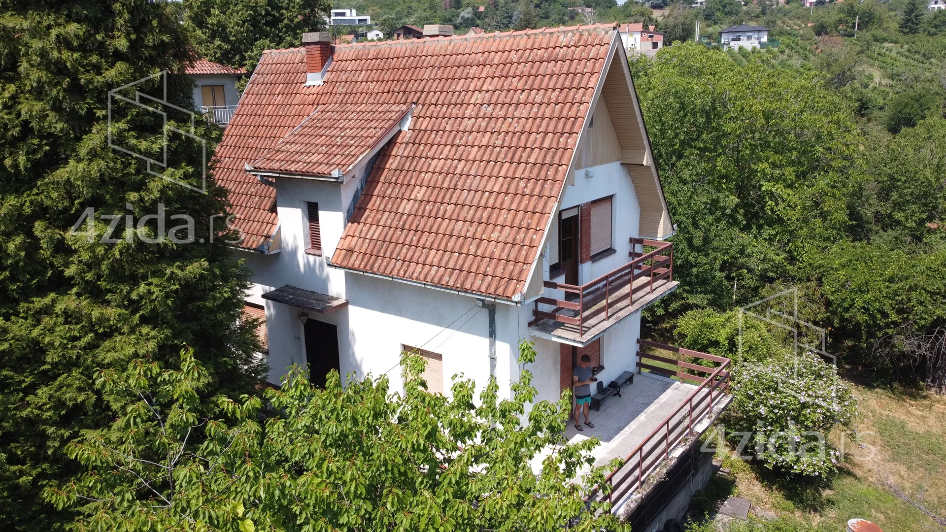 3-etažna kuća | 4zida