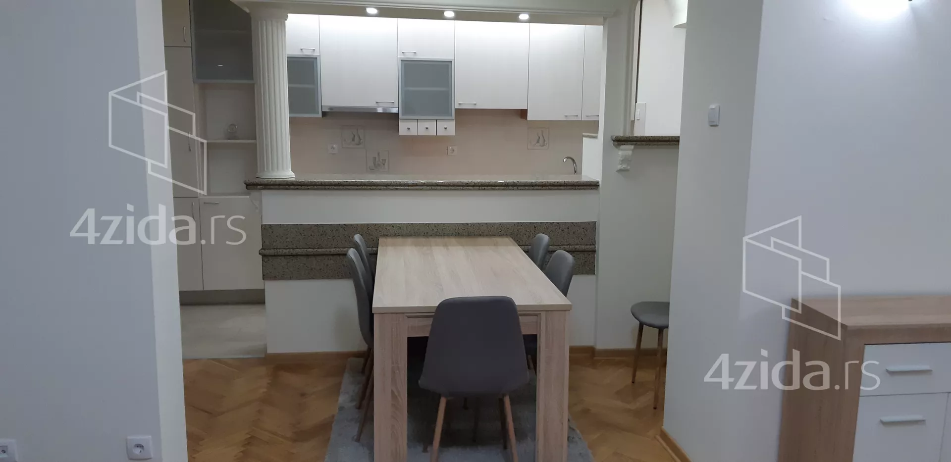 Četvorosoban stan | 4zida