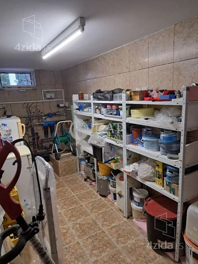 3-etažna kuća | 4zida