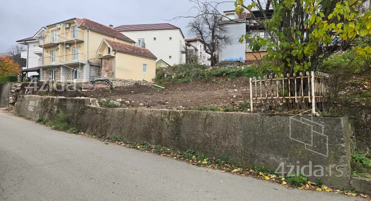 Građevinsko zemljište | 4zida