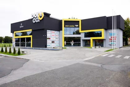 Segedinski Put 86A | 4zida.rs