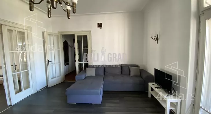 Šestosoban stan | 4zida