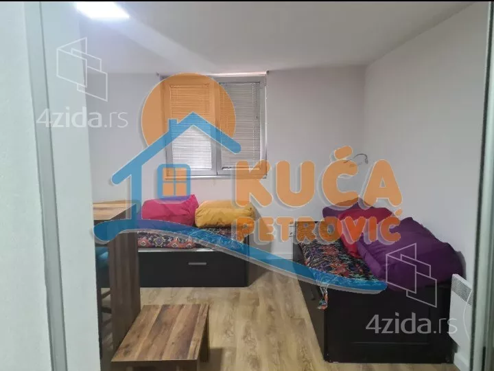 Garsonjera | 4zida