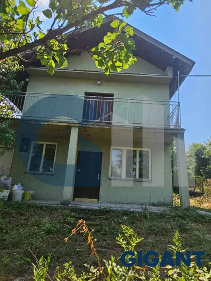 Malo Rujište 3. deo | 4zida.rs