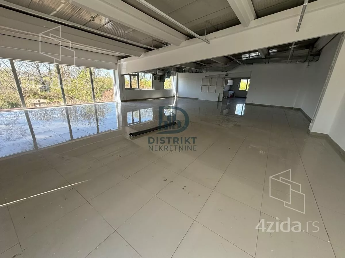 Poslovni prostor | 4zida