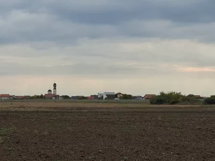 Zaselak Lukin Salaš | 4zida.rs