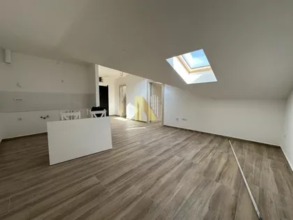 Gradske lokacije | 4zida.rs