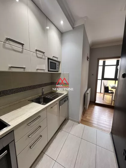 Njegoševa | 4zida.rs