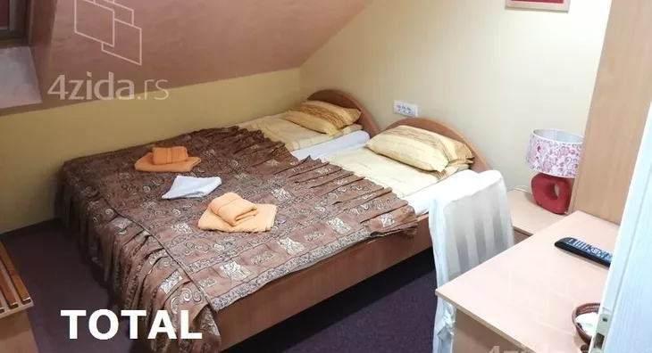Četvoroiposoban stan | 4zida
