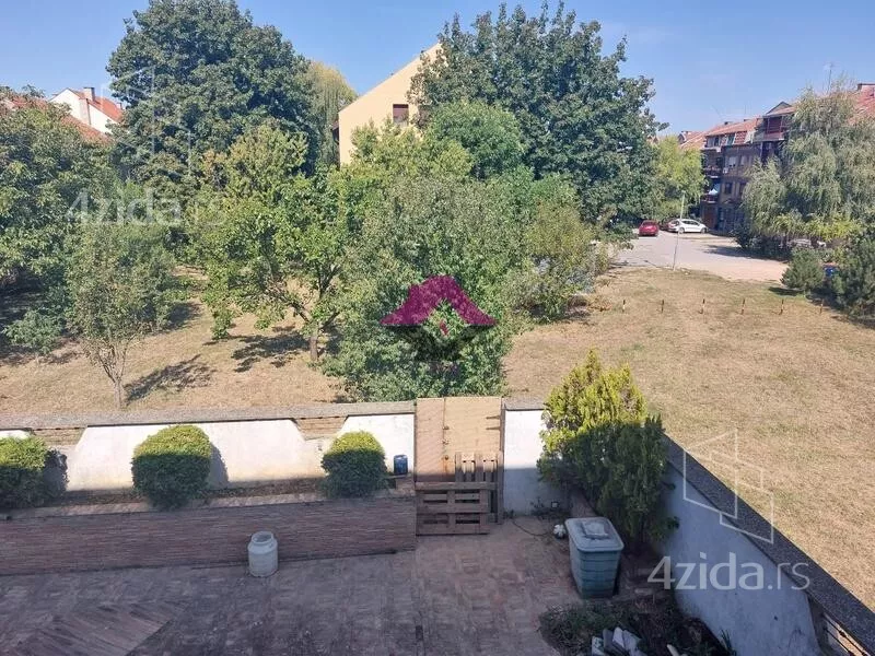 4-etažna kuća | 4zida