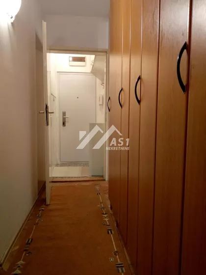 Vojvođanska | 4zida.rs