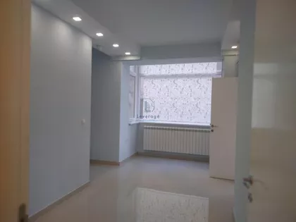 Cetinjska | 4zida.rs