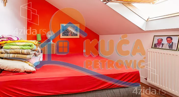 Troiposoban stan | 4zida