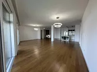 Šestosoban stan | 4zida