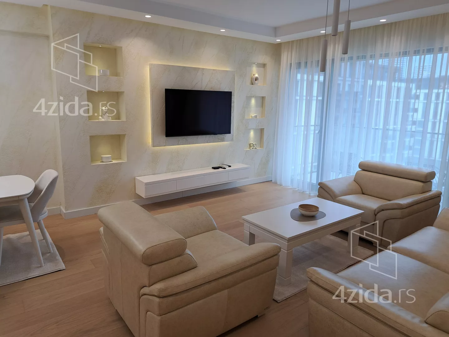 Četvorosoban stan | 4zida