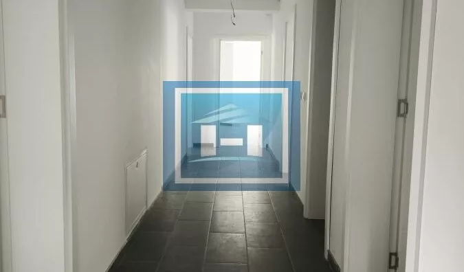 Šestosoban stan | 4zida