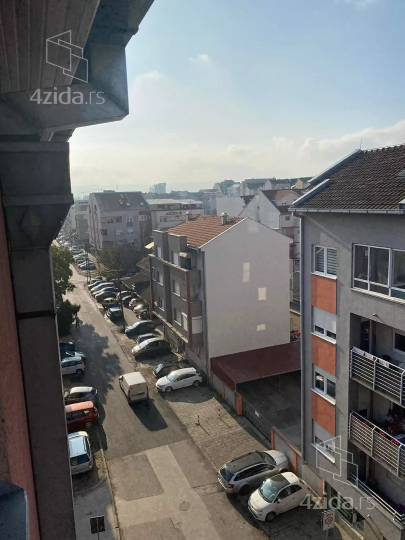 Garsonjera | 4zida