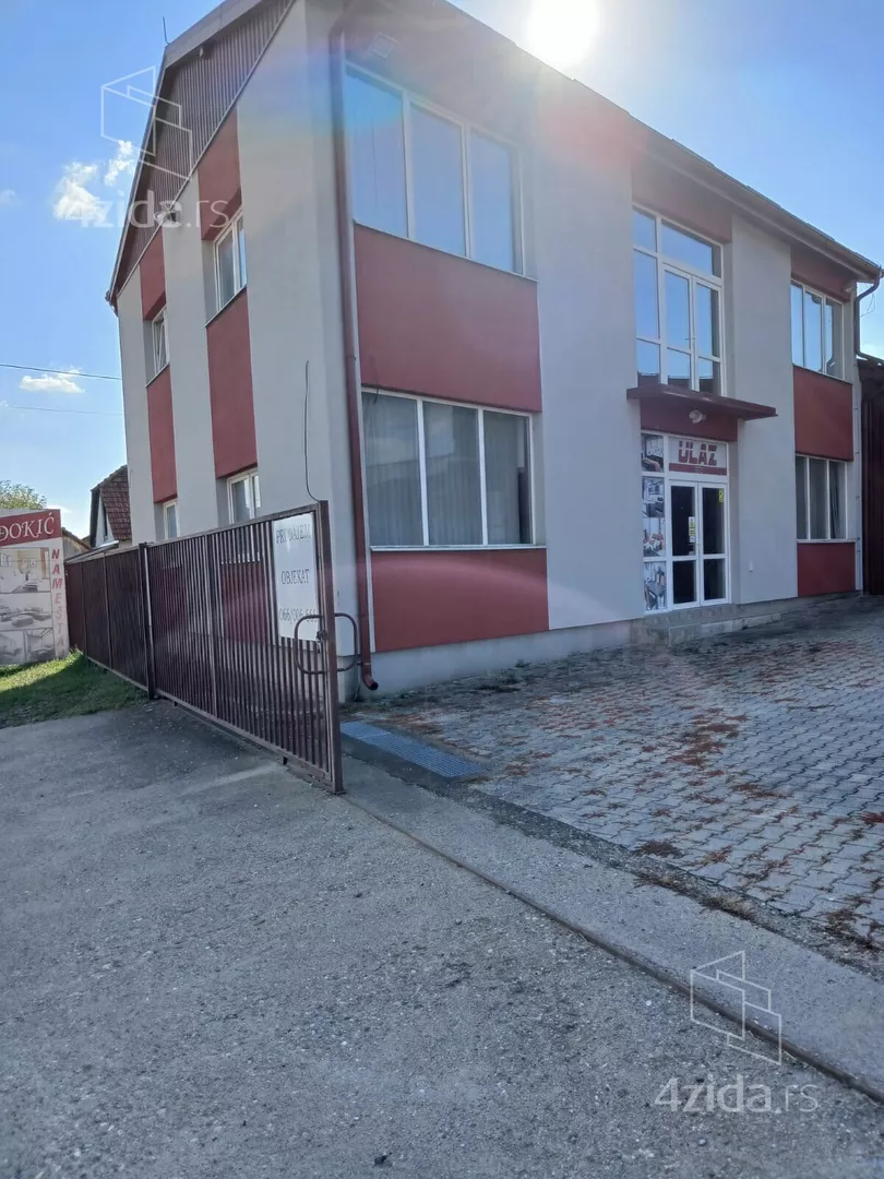 Poslovni prostor | 4zida