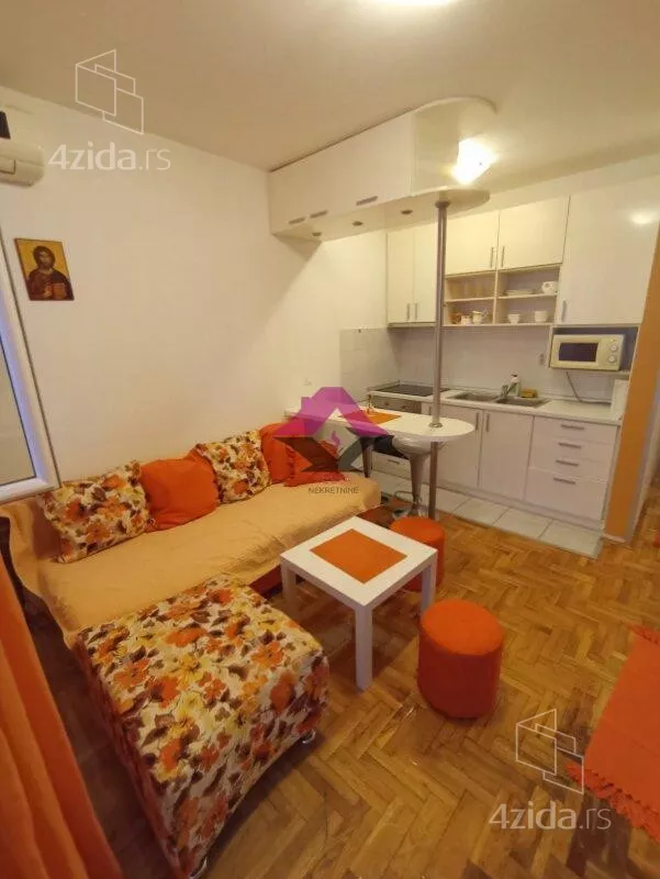 Garsonjera | 4zida