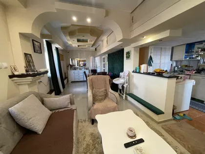 Karađorđeva | 4zida.rs