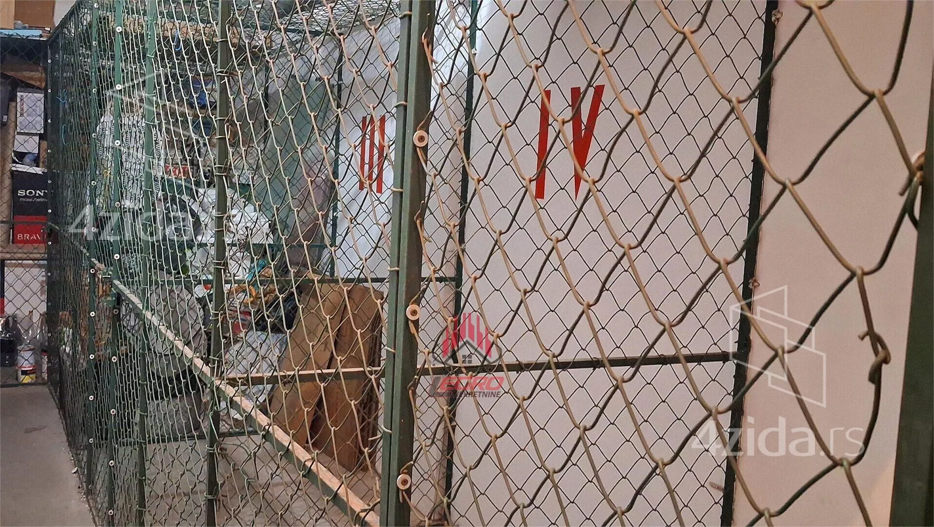 Petoiposoban stan | 4zida