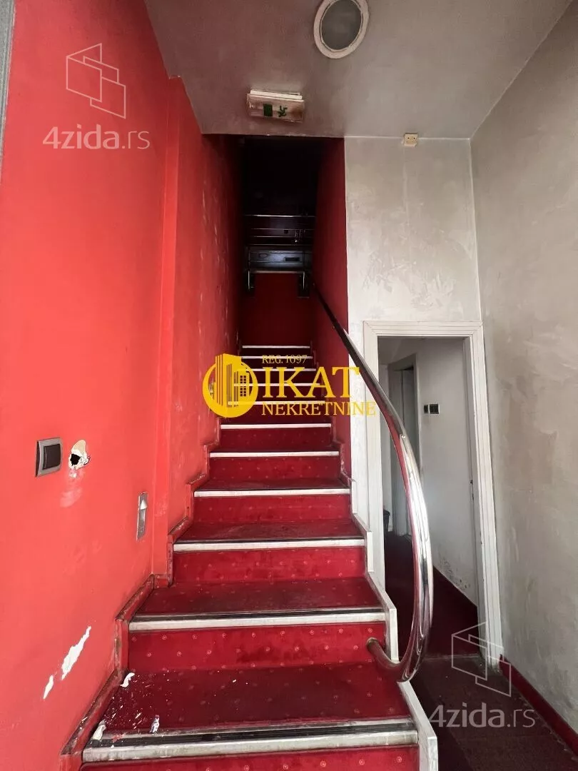 Poslovni prostor | 4zida