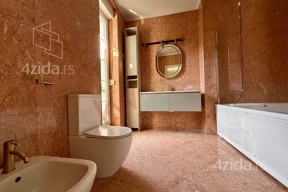 4-etažna kuća | 4zida