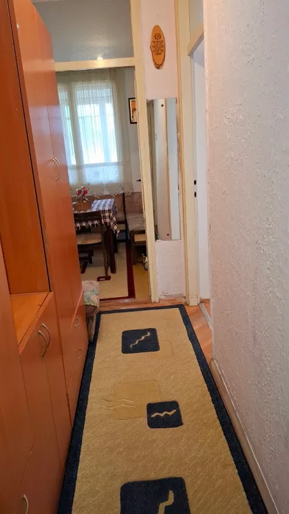 Kosovke Devojke | 4zida.rs