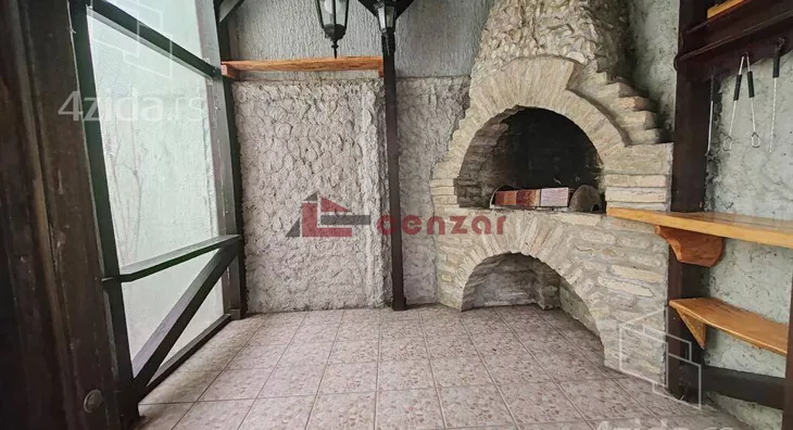 3-etažna kuća | 4zida