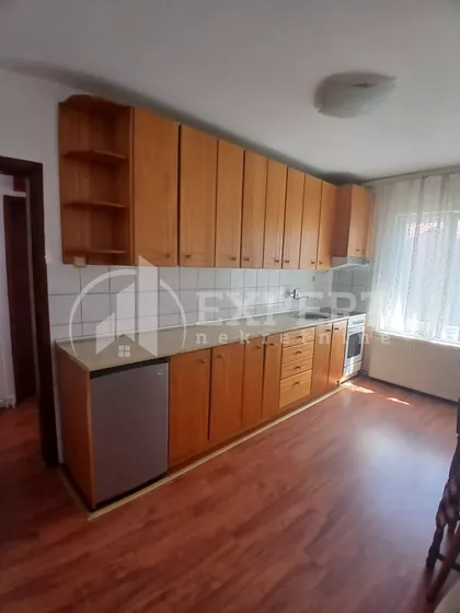 Cetinjska | 4zida.rs