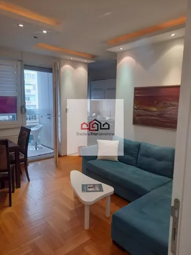 Adamovićevo Naselje