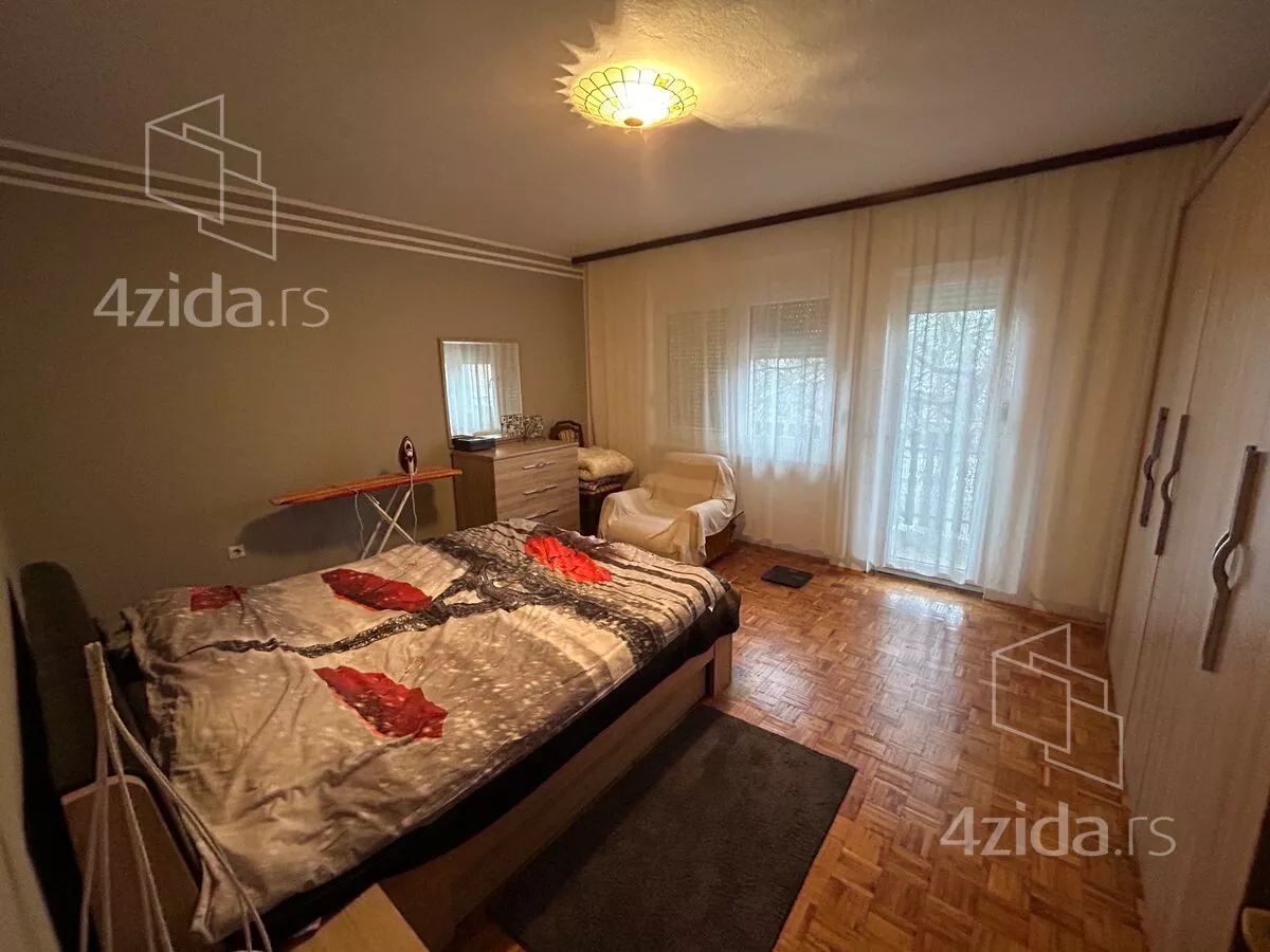 3-etažna kuća | 4zida