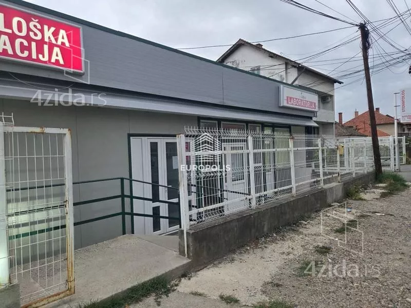 Lokal | 4zida