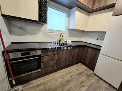 Bata Lakina | 4zida.rs