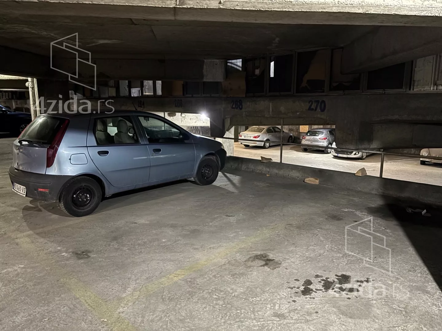 Parking | 4zida