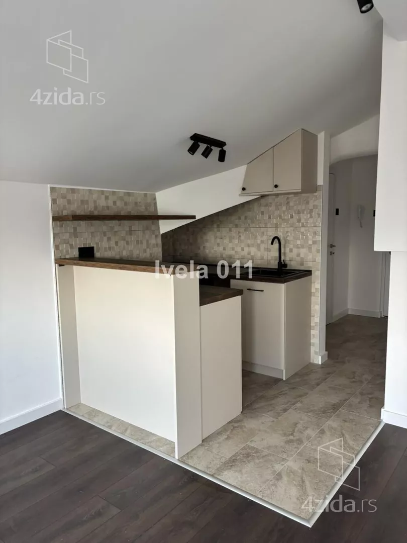 Garsonjera | 4zida