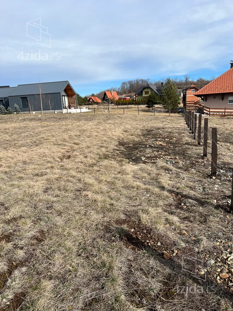 Građevinsko zemljište | 4zida