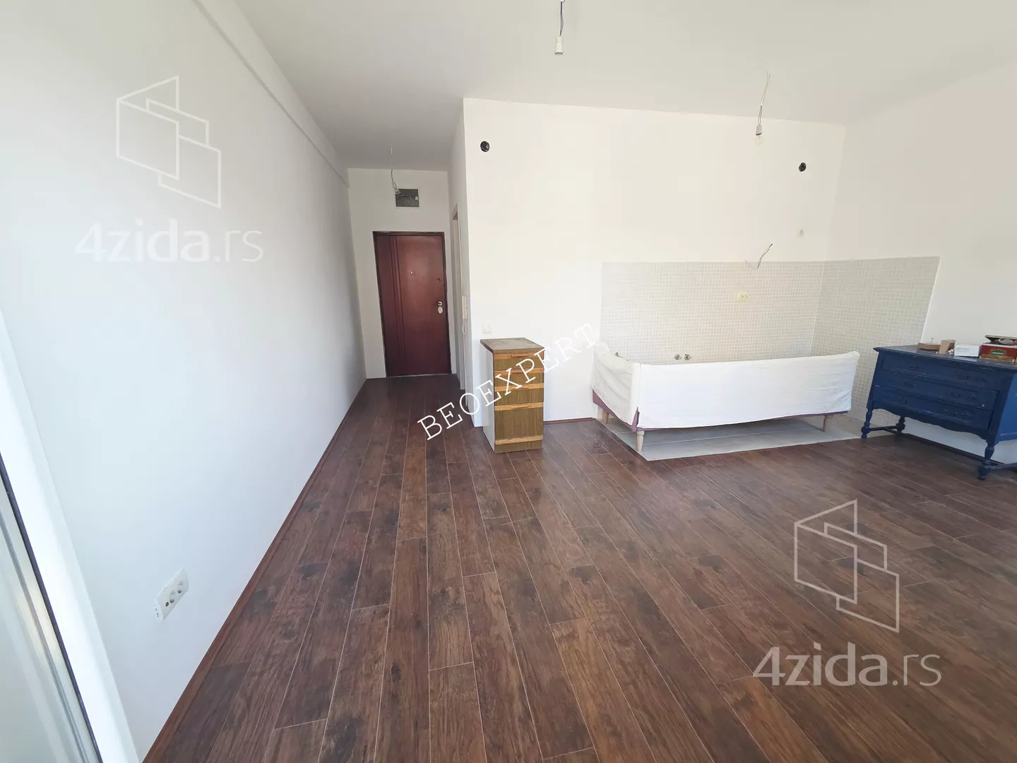 Garsonjera | 4zida