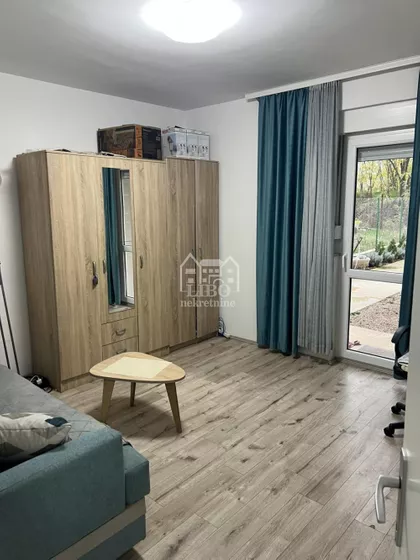 Ledena Stena | 4zida.rs