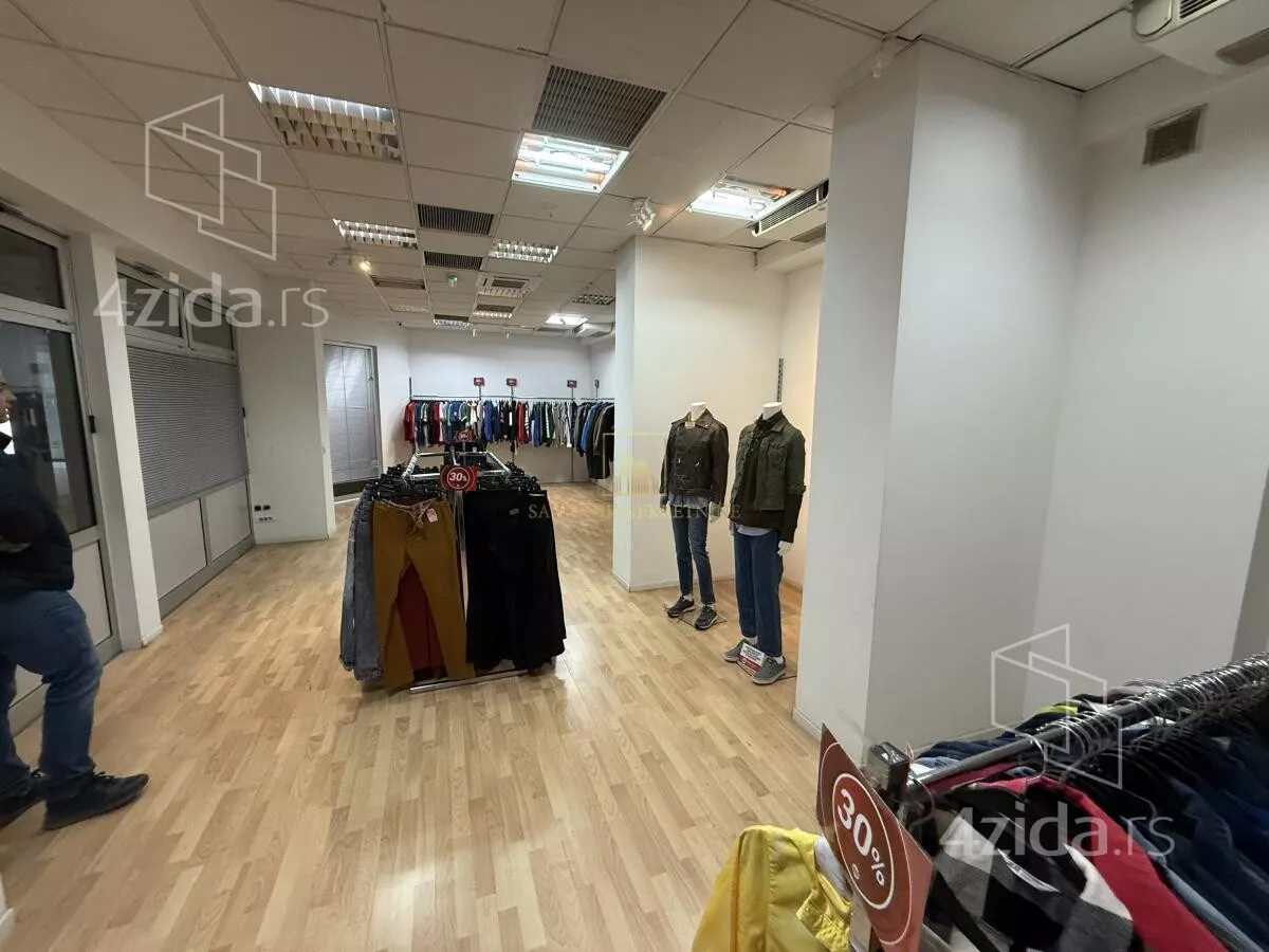 Poslovni prostor | 4zida