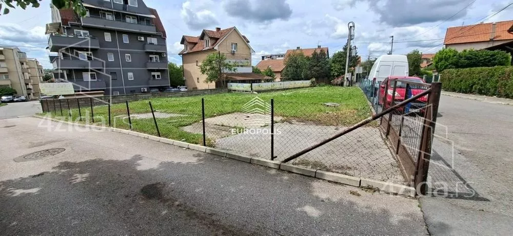 Građevinsko zemljište | 4zida