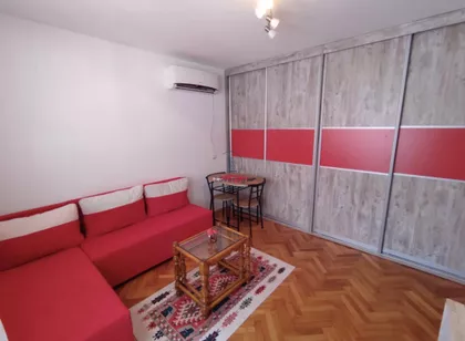 Toplička | 4zida.rs