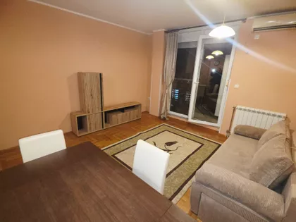 Janka Veselinovića | 4zida.rs