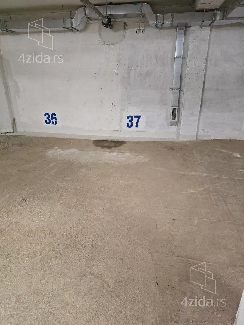 Garaža | 4zida
