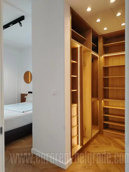 HILANDARSKA OKOLINA | 4zida.rs