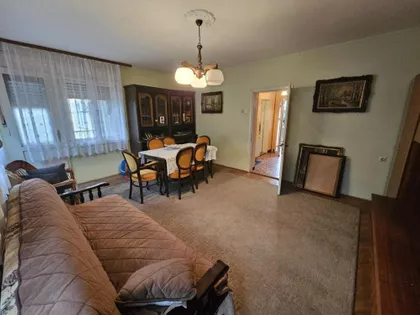 Kertvaroš | 4zida.rs