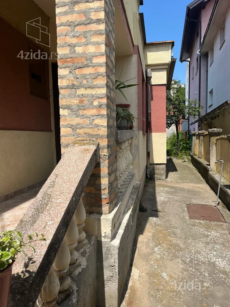 Kuća | 4zida